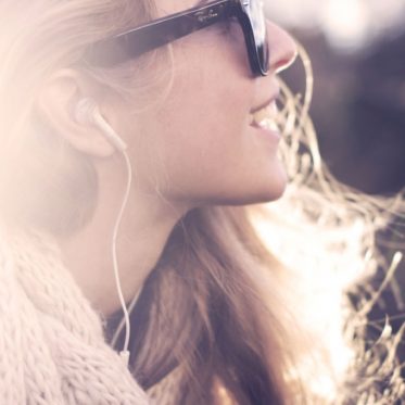 Tumblr-Girl-Photography-16-Cool-Wallpapers-HD
