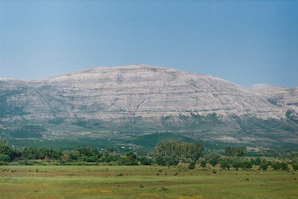 dinara-kapnica